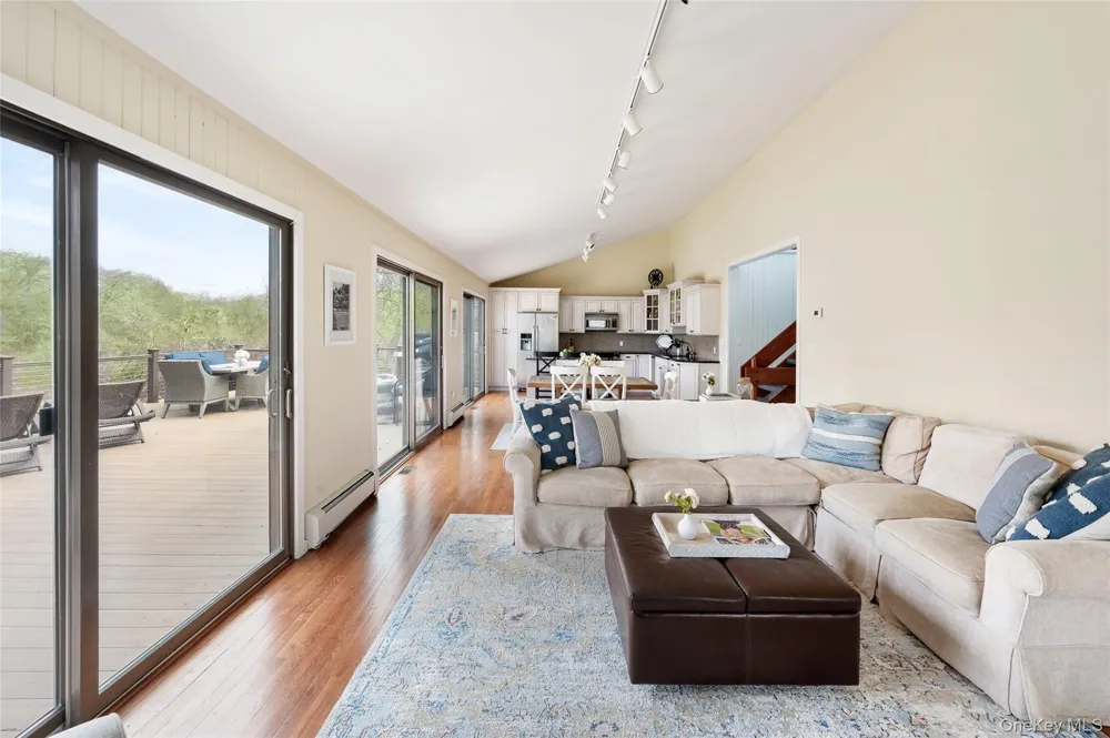 180 S Fairview Avenue Montauk, NY 11954