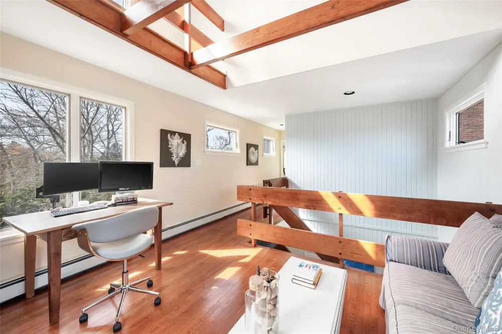 180 S Fairview Avenue Montauk, NY 11954