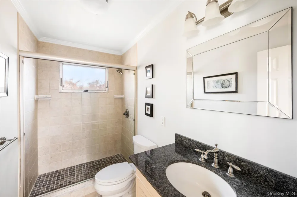 180 S Fairview Avenue Montauk, NY 11954