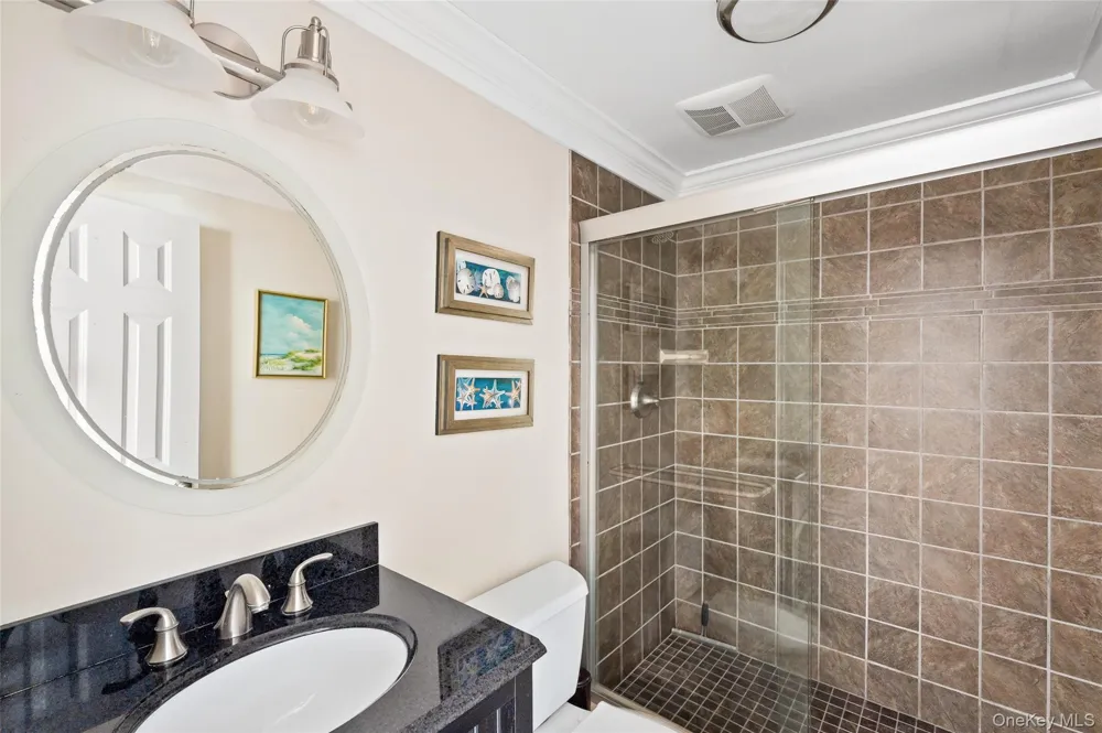 180 S Fairview Avenue Montauk, NY 11954
