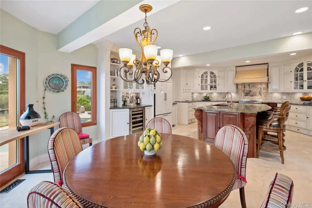 13 Seatuck Lane Remsenburg, NY 11960