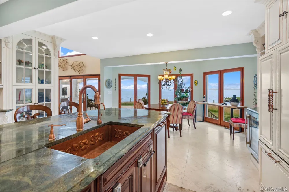 13 Seatuck Lane Remsenburg, NY 11960