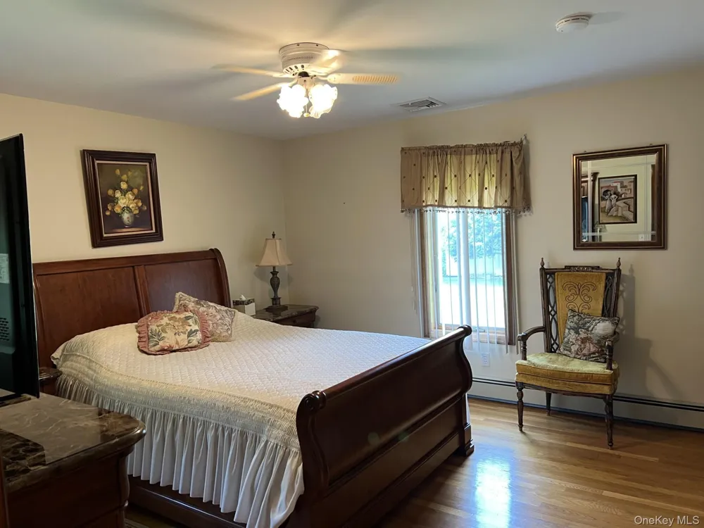 215 Leon Road Southold, NY 11971