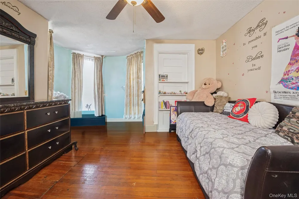 7 The Court New Rochelle, NY 10801