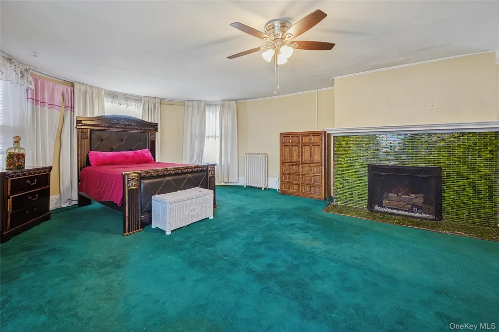 7 The Court New Rochelle, NY 10801