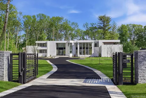 31 Chestnut Hill Drive