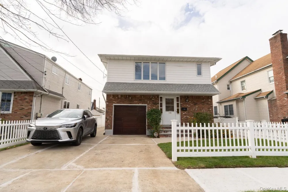 305 S 10th Street New Hyde Park, NY 11040