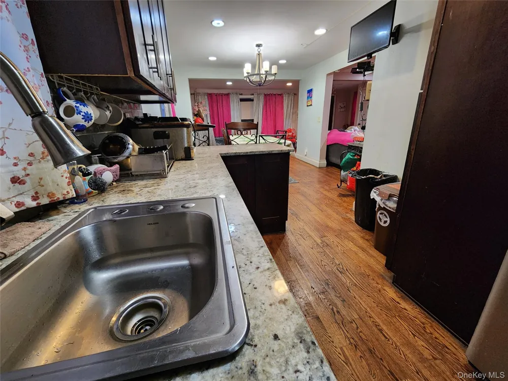 202-12 100th Avenue Hollis, NY 11423