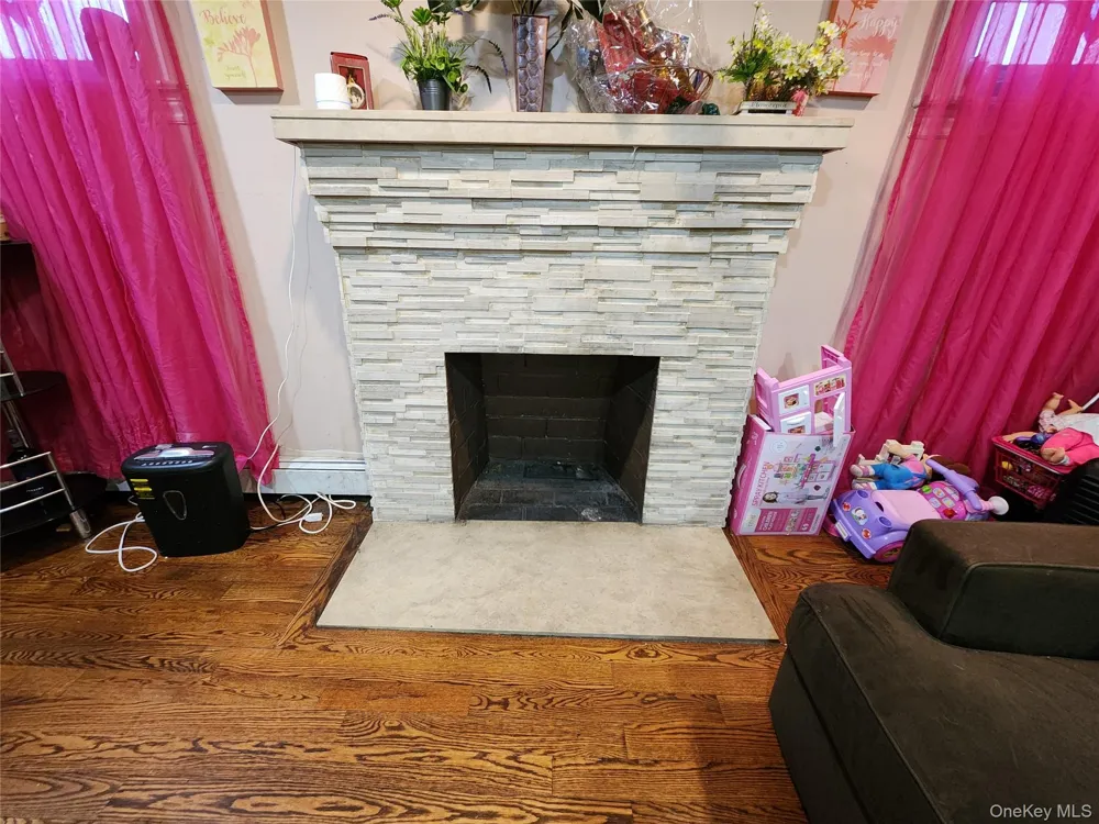 202-12 100th Avenue Hollis, NY 11423