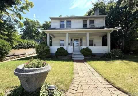 15 Maple Grove Street