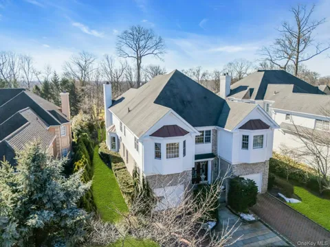 58 Stone Hill Drive S