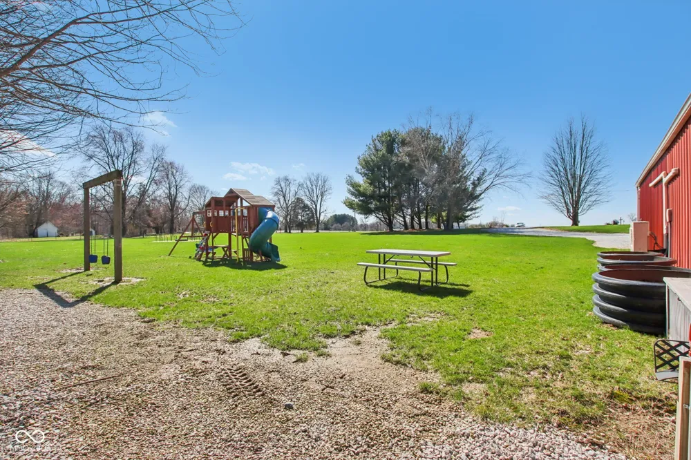 7135 County Road 300 W Lizton, IN 46149