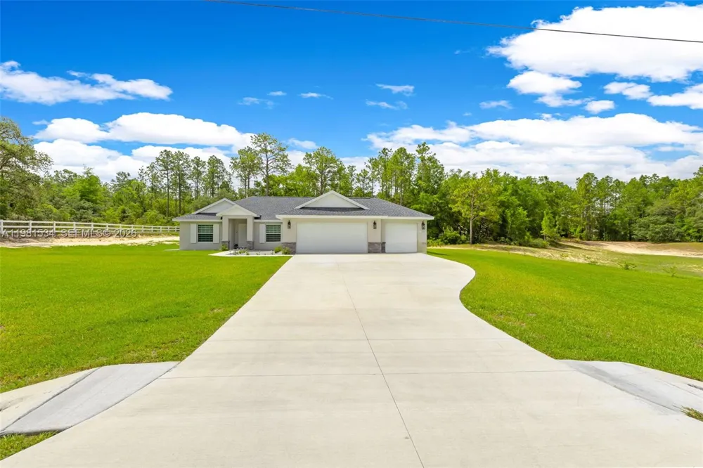 13822 SW 61 Pl Rd ocala, FL 34481