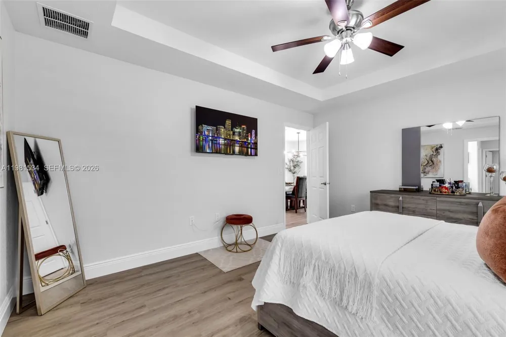 13822 SW 61 Pl Rd ocala, FL 34481