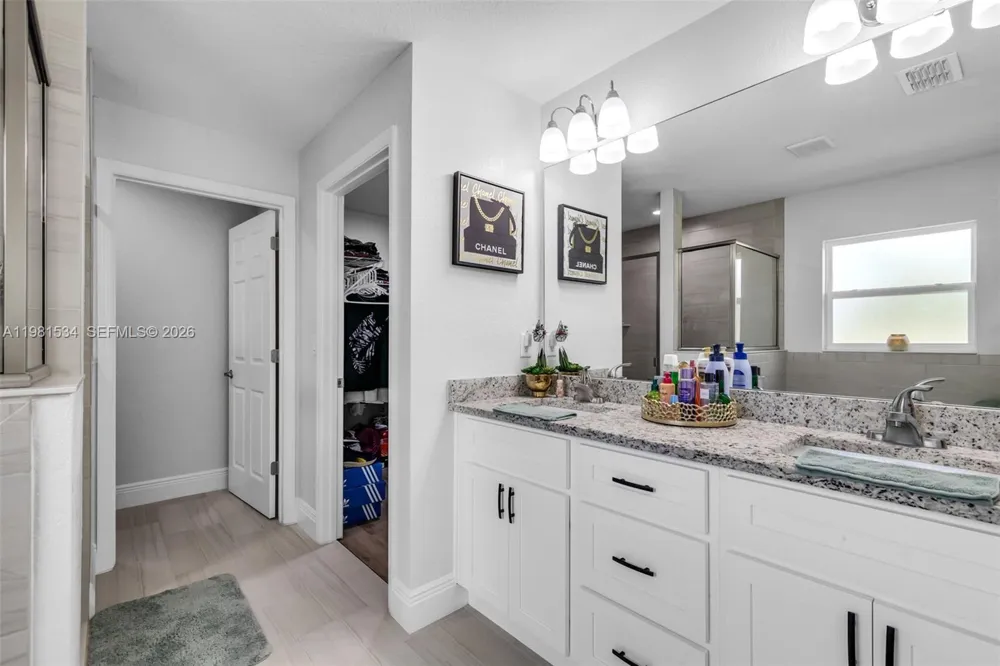 13822 SW 61 Pl Rd ocala, FL 34481