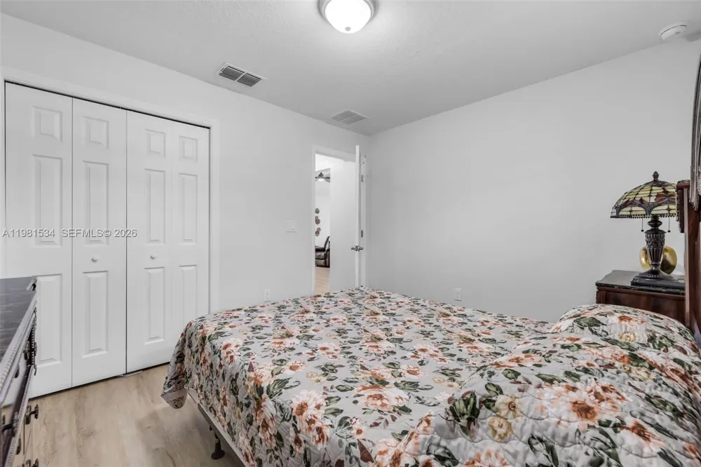 13822 SW 61 Pl Rd ocala, FL 34481