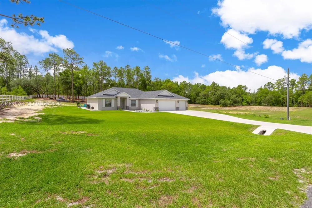 13822 SW 61 Pl Rd ocala, FL 34481