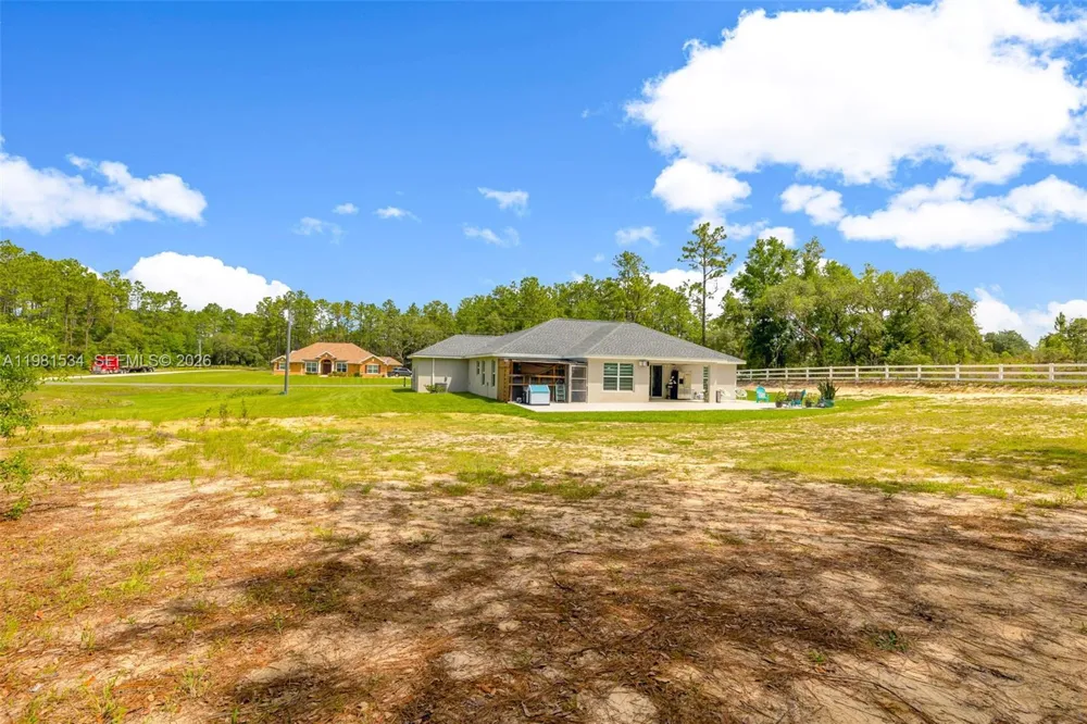 13822 SW 61 Pl Rd ocala, FL 34481