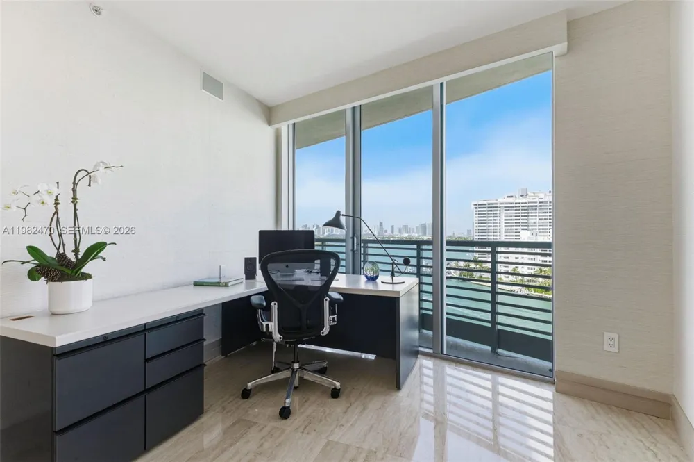 1445 16th St #1101 Miami Beach, FL 33139