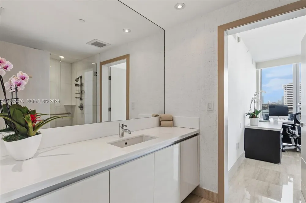 1445 16th St #1101 Miami Beach, FL 33139