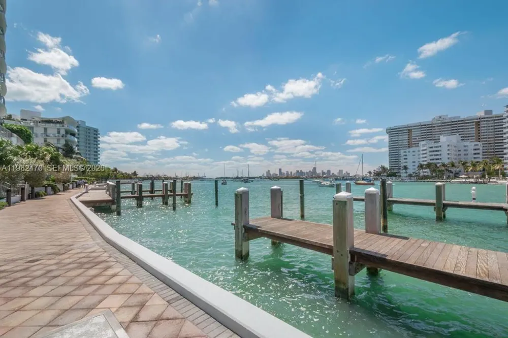 1445 16th St #1101 Miami Beach, FL 33139