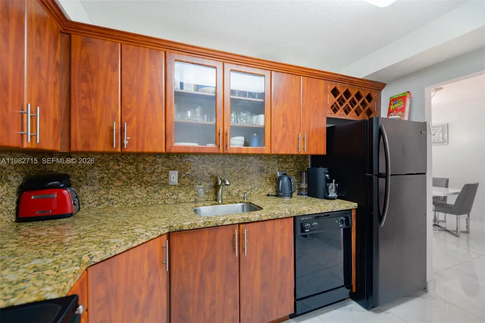 1980 S Ocean Dr #7A Hallandale Beach, FL 33009