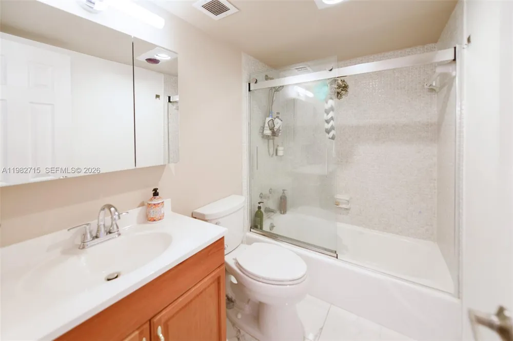 1980 S Ocean Dr #7A Hallandale Beach, FL 33009