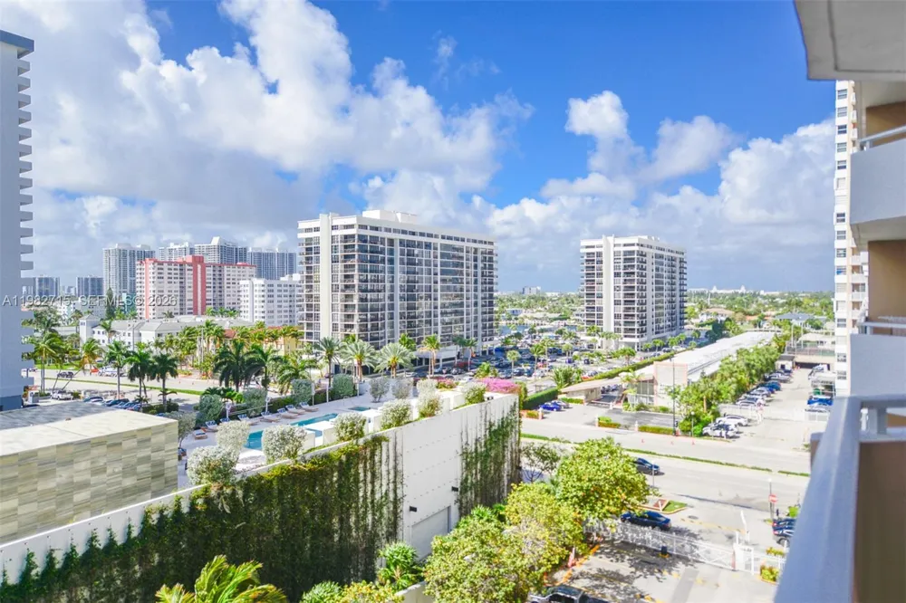 1980 S Ocean Dr #7A Hallandale Beach, FL 33009