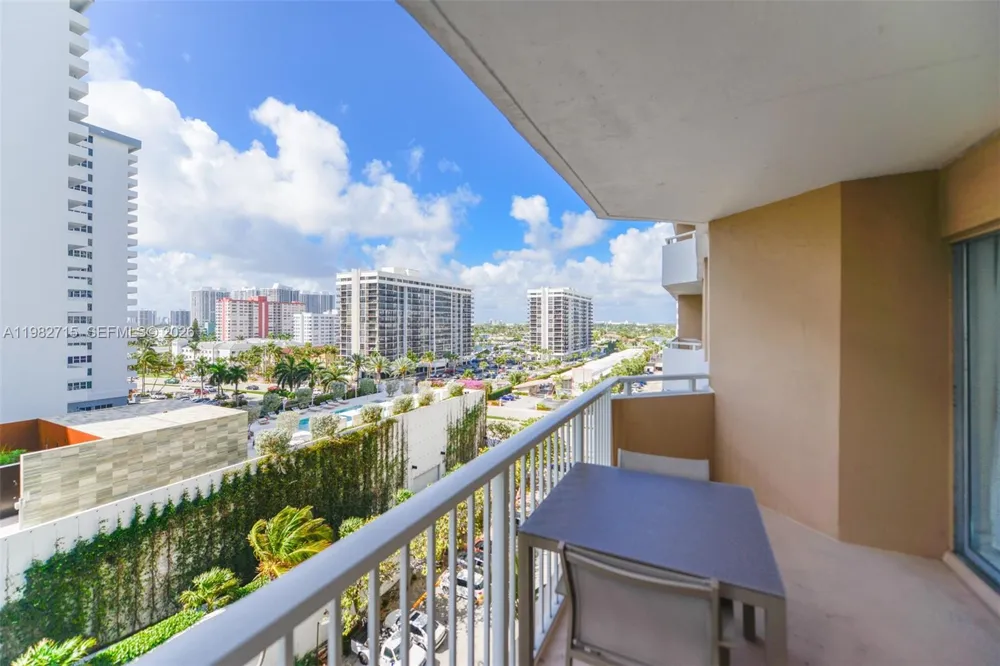 1980 S Ocean Dr #7A Hallandale Beach, FL 33009