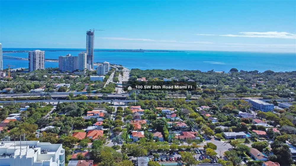 100 SW 26th Rd Miami, FL 33129