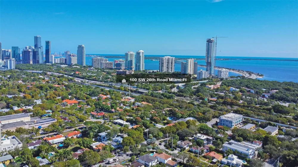 100 SW 26th Rd Miami, FL 33129