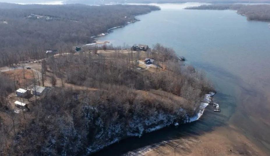 111 Portalatin Pointe Stewart, TN 37175
