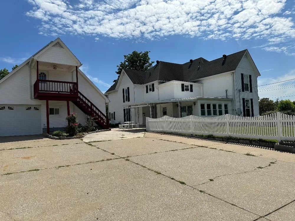 618 Main St Carthage, TN 37030