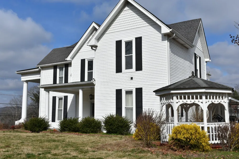 618 Main St Carthage, TN 37030