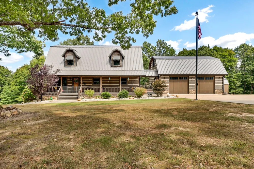 102 Highwater Rd Waverly, TN 37185