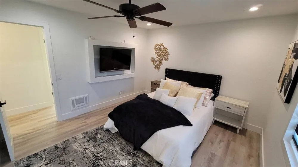 2424 S Gaffey San Pedro, CA 90731