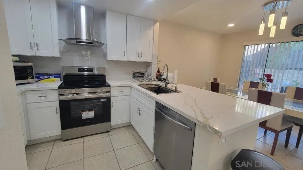 2317 Sherwood Dr Lemon Grove, CA 91945