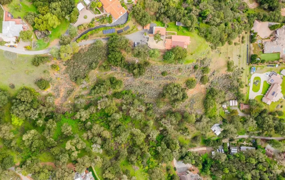 27388 Sherlock Court Los Altos, CA 94022