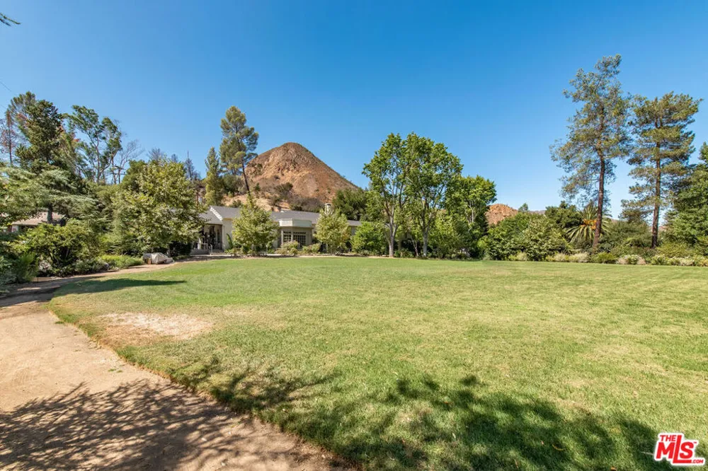 29371 Lake Vista Drive Agoura Hills, CA 91301