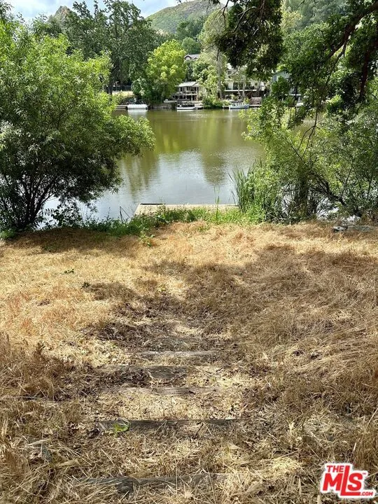 29371 Lake Vista Drive Agoura Hills, CA 91301