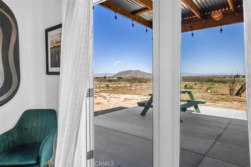 1335 Fortuna Ave Landers, CA 92285
