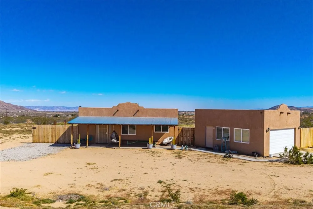 1335 Fortuna Ave Landers, CA 92285