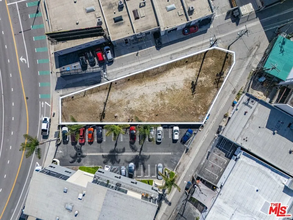 11833 Major Street Culver City, CA 90230