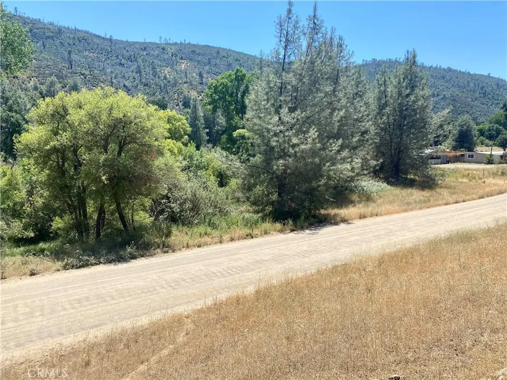 2286 New Long Valley Road Clearlake Oaks, CA 95423