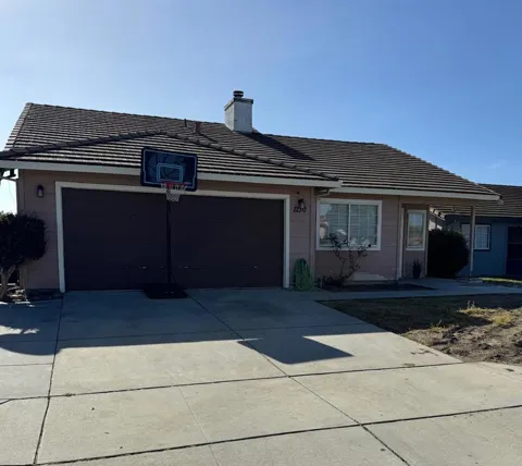 1230 Paseo Grande