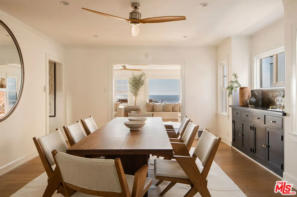 1000 The Strand Manhattan Beach, CA 90266