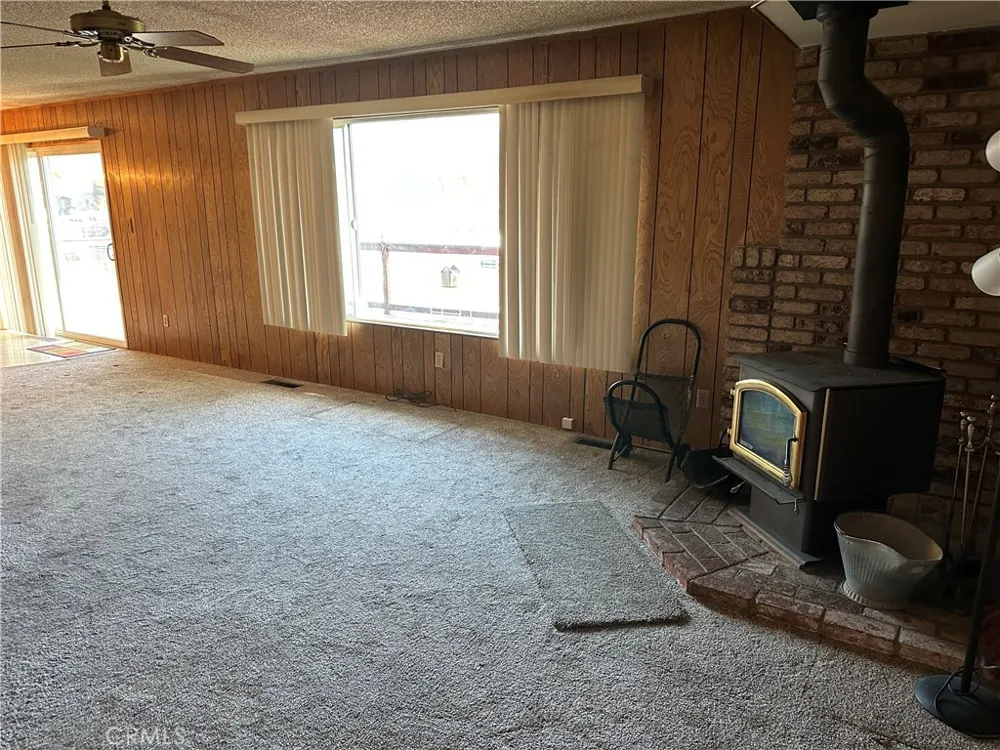 567 Pebble Clearlake Oaks, CA 95423