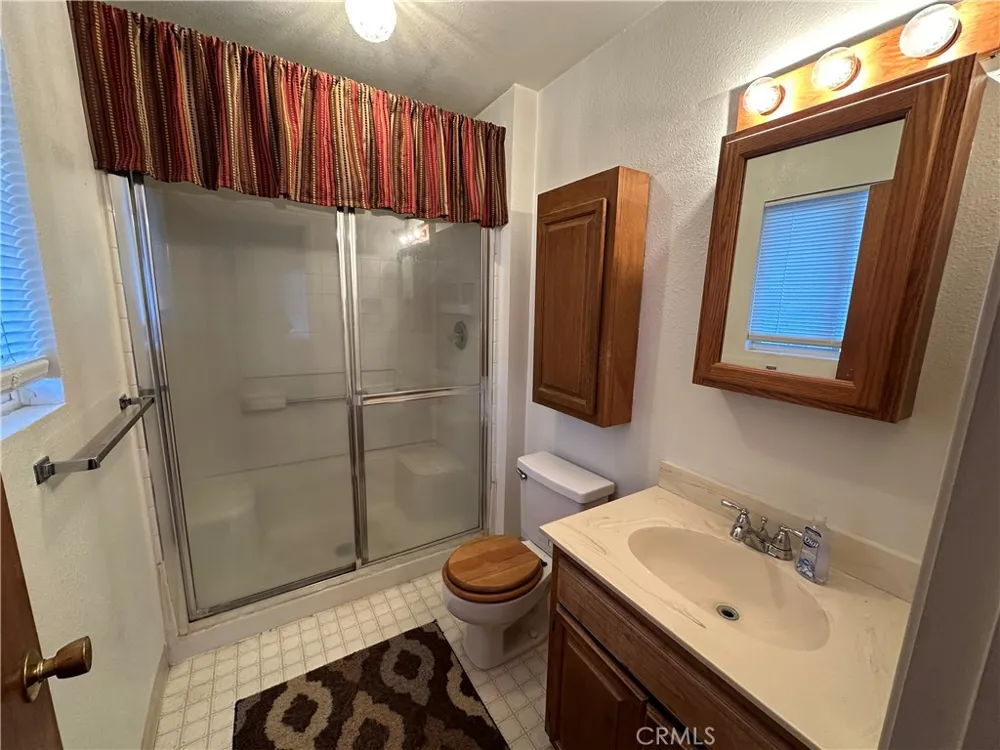 567 Pebble Clearlake Oaks, CA 95423