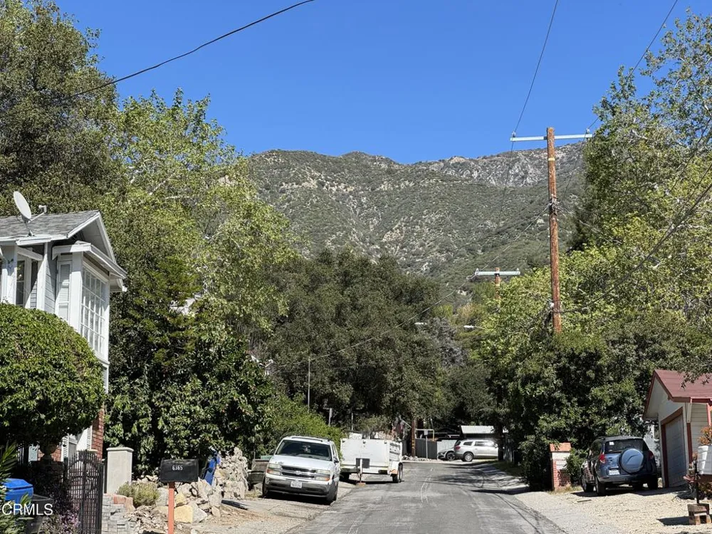 Blanchard Canyon Road Tujunga, CA 91042
