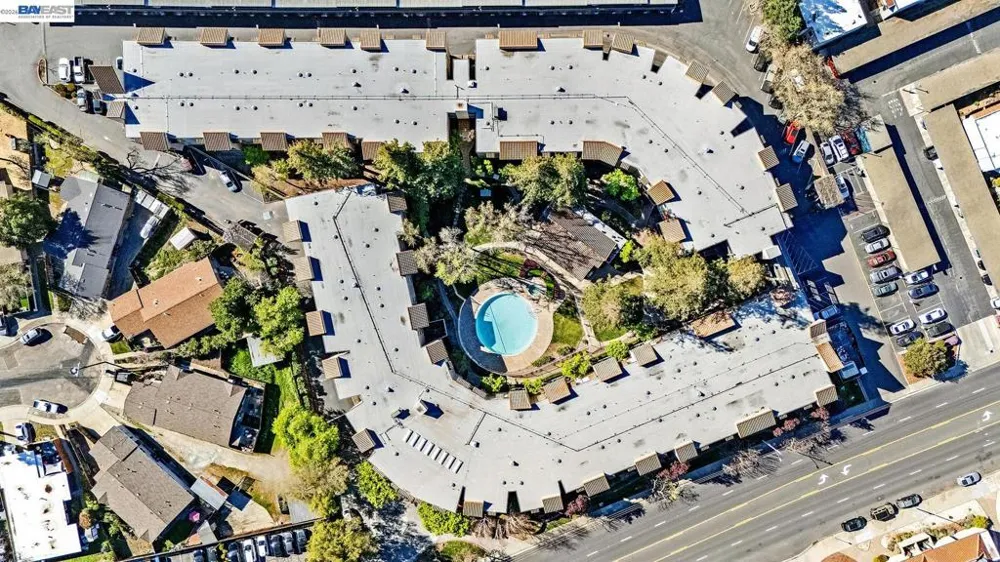 1087 Murrieta Blvd #242 Livermore, CA 94550
